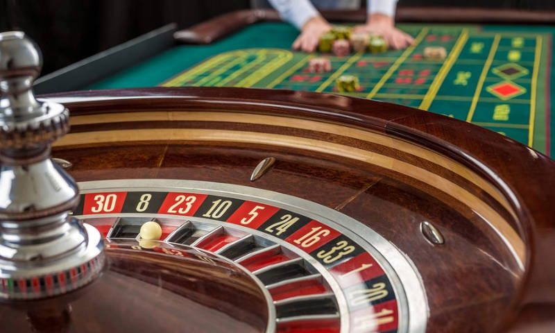 Roulette Strategy, Odds, and Payouts